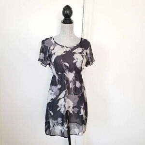 Xhilaration Shor Sleeve Cold Shoulder Sheer Black